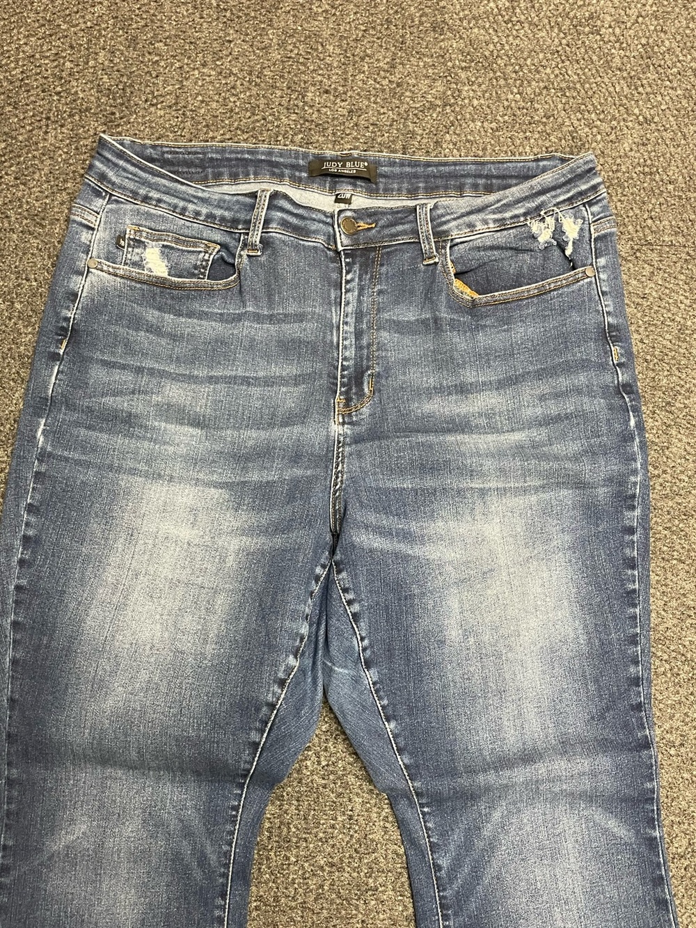 Judy Blue Mid rise bootcut womens medium wash jeans size 20W plus - Picture 2 of 7